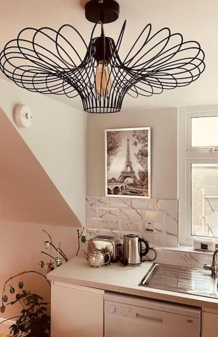 Paris Rooftop Studio At The Residence, Bantry Εξωτερικό φωτογραφία